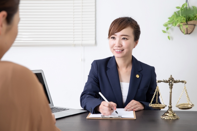 女性弁護士のイメージ
